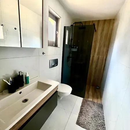 Villa Lux Pine House Zlatibor